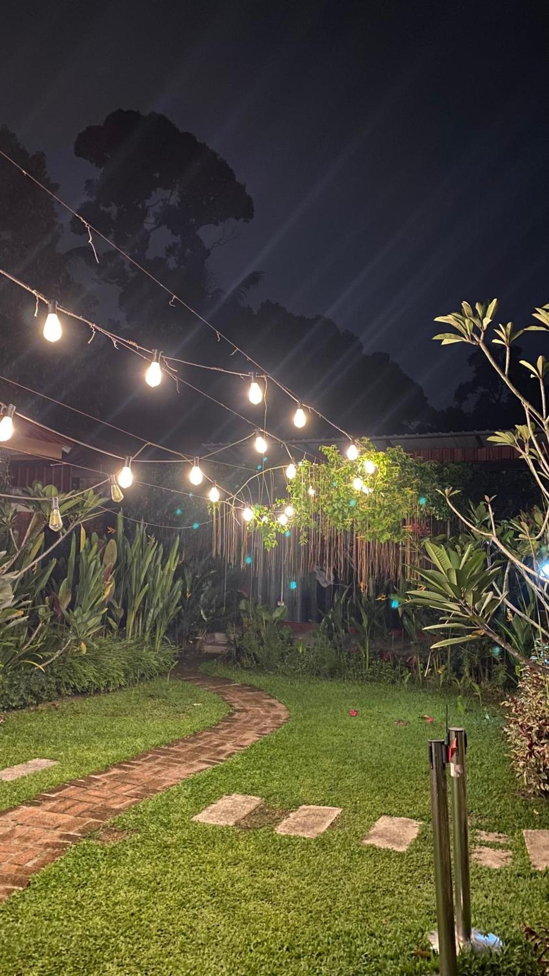 Kebun Puisi Villa Kajang Exterior photo