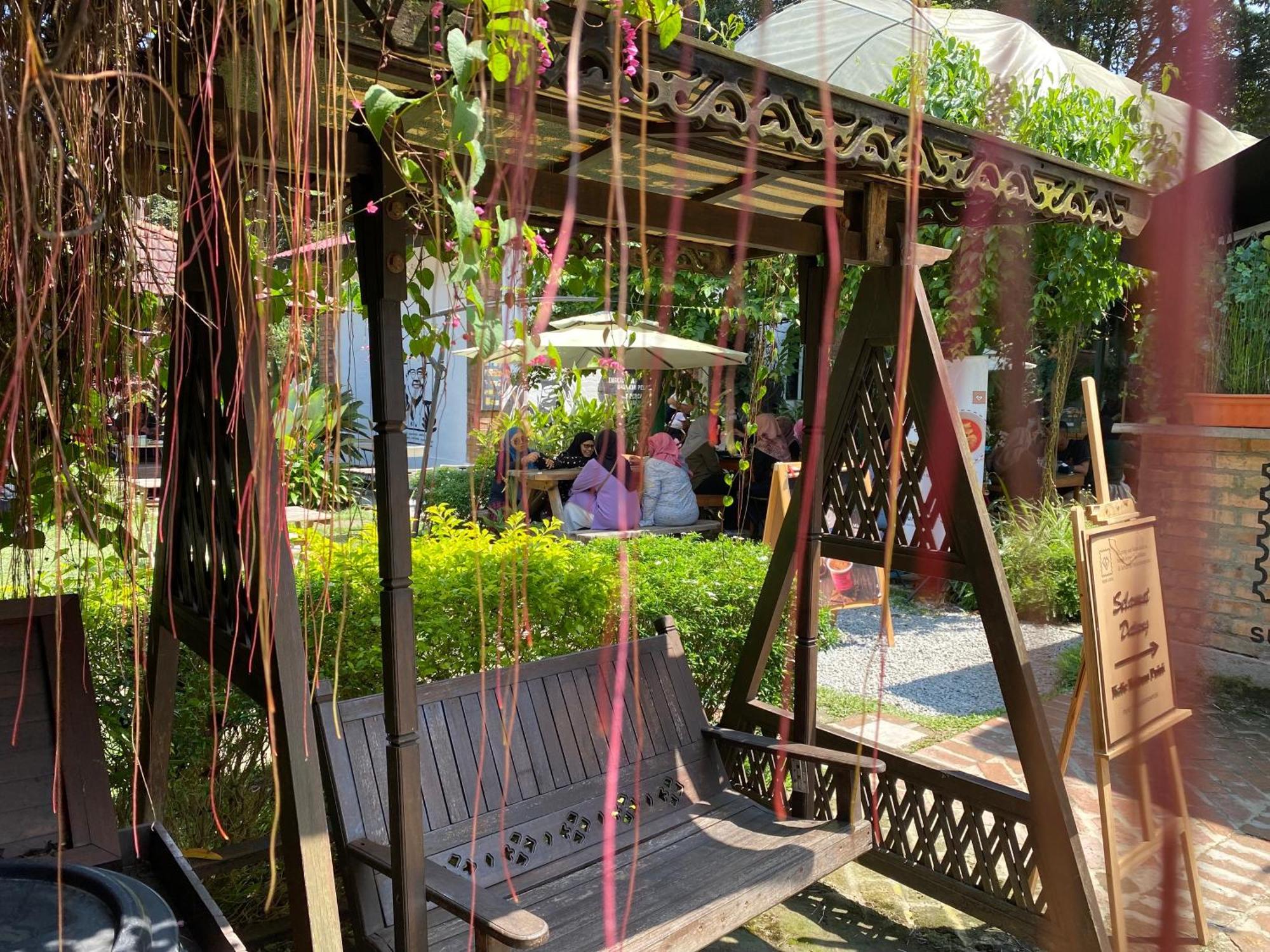 Kebun Puisi Villa Kajang Exterior photo