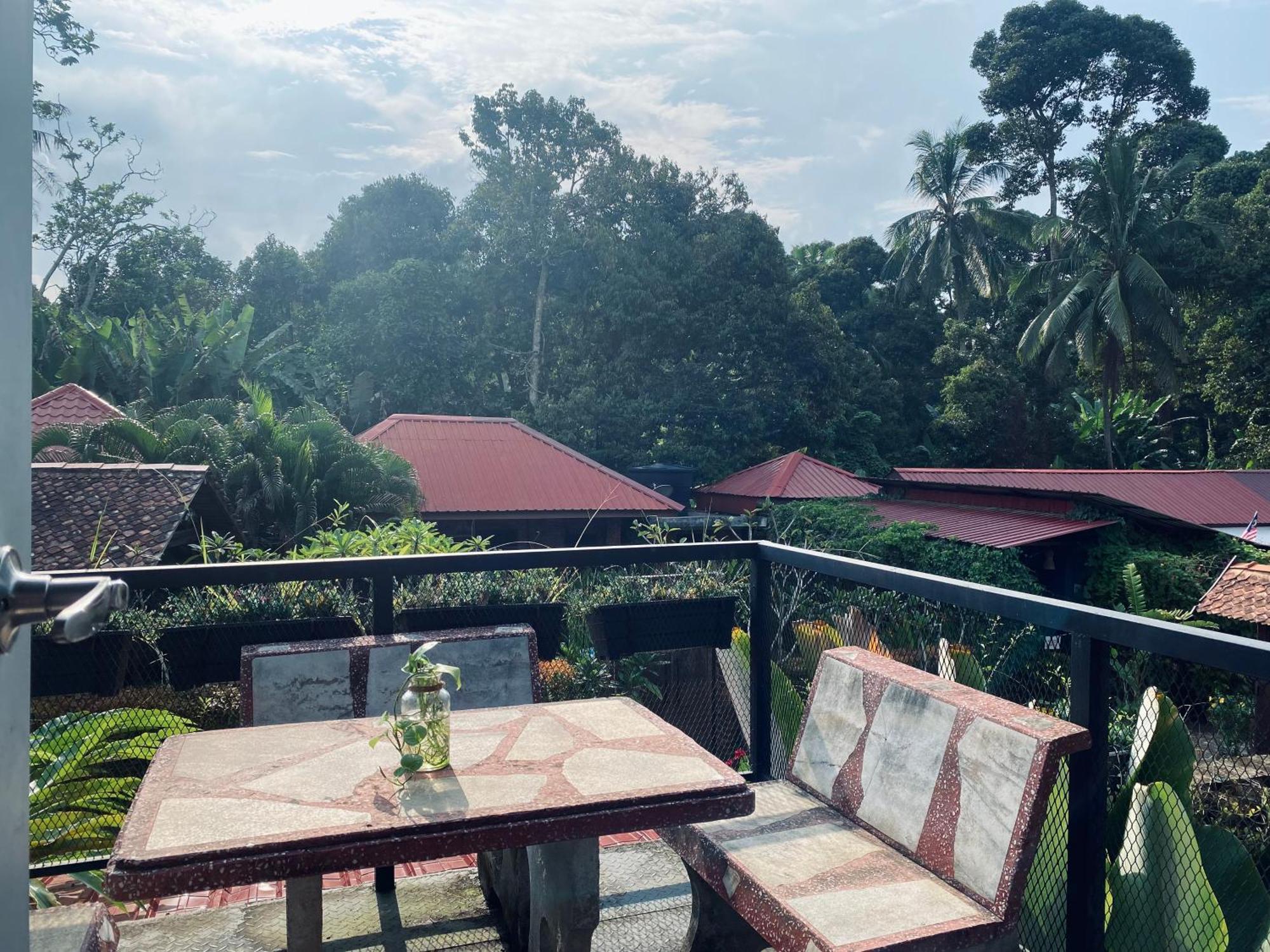 Kebun Puisi Villa Kajang Exterior photo